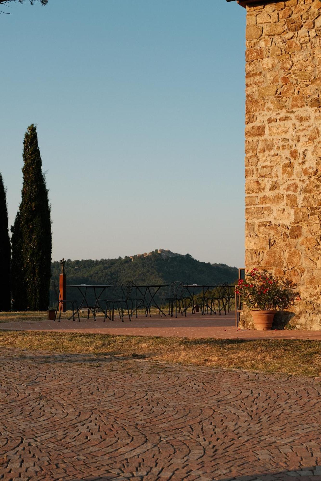 Vin Hotel - Wine Resort And Agriturismo Montieri Exterior foto